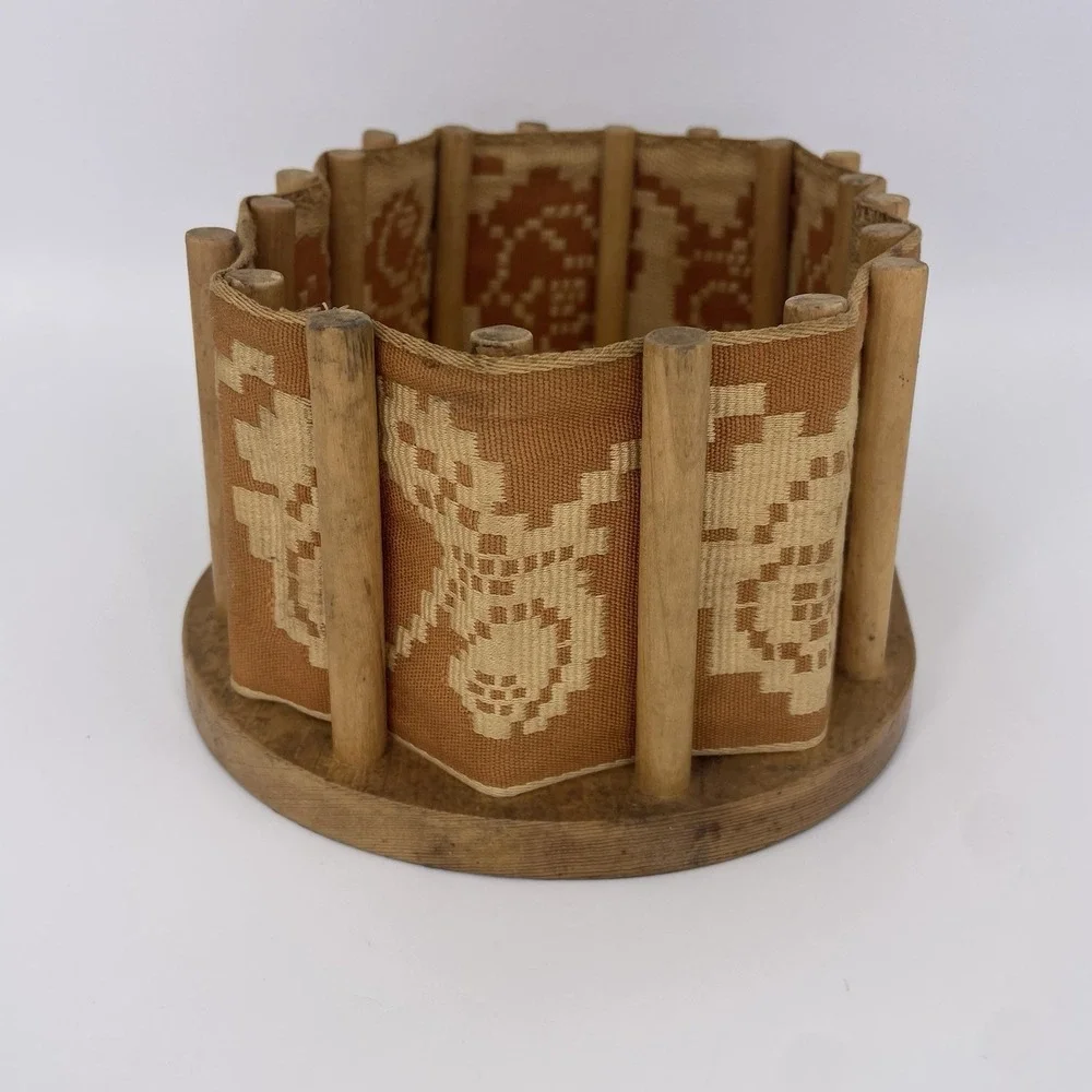 Grannycore Hawaii Handmade Basket Napkin Sewing Fruit Doily burlap Wood Dowels